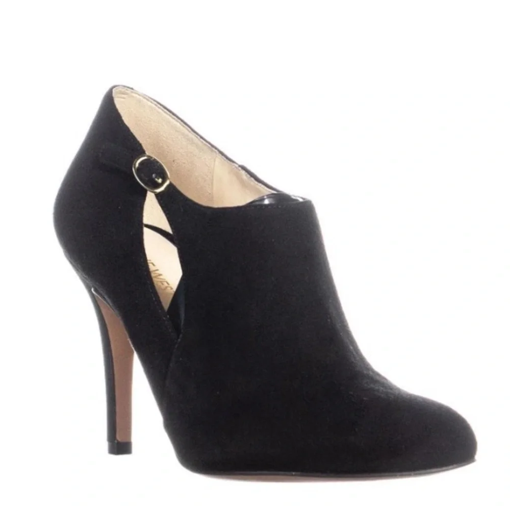 Nine West Gemeza Cut Out Ankle Buckle Boots - Picture 1 of 10